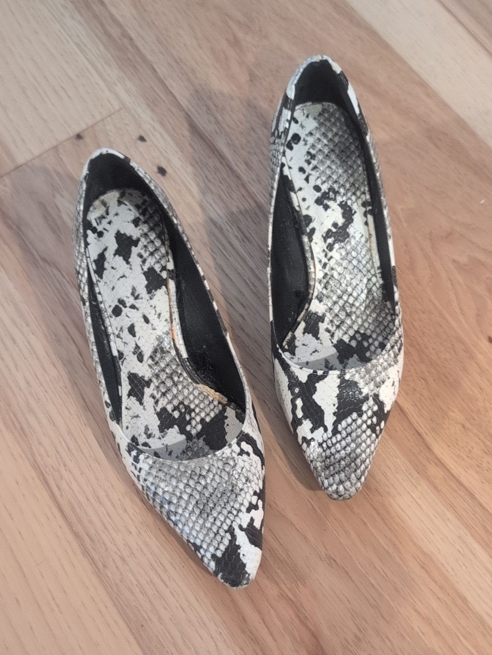 Snake print Shoes